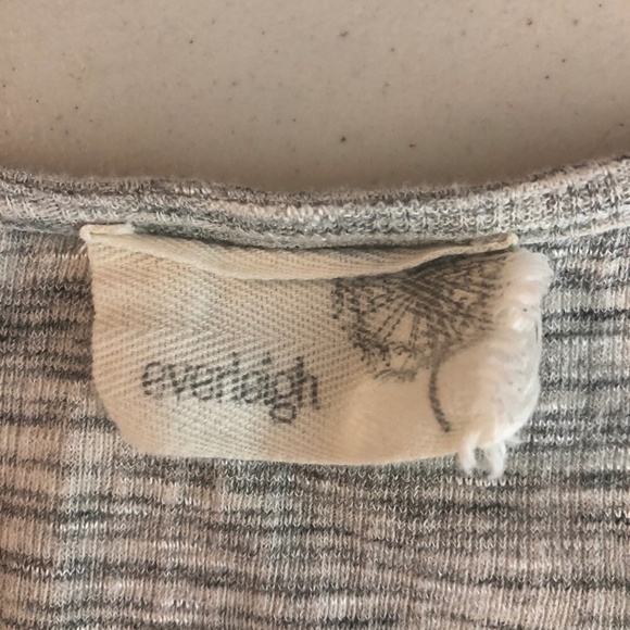 Everleigh Heathered Gray Tie Front Tunic Top - Picture 5 of 8